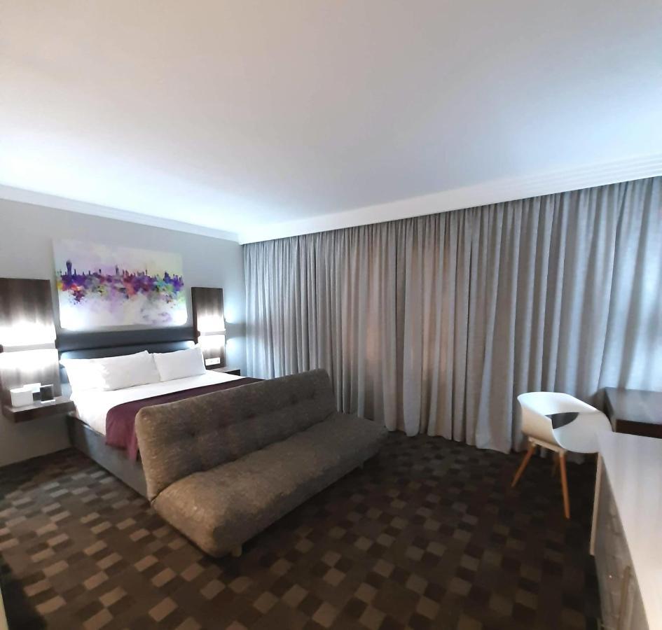 Palm Swift Luxury Accommodation Brits Εξωτερικό φωτογραφία